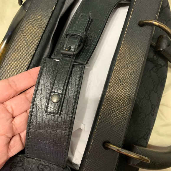 Authentic Gucci black handbag - Picture 4 of 4